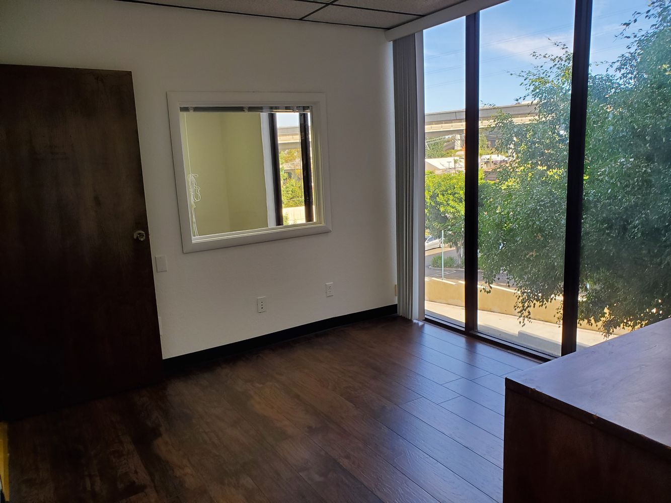 FUNCTIONAL OFFICE. GREAT LAY-OUT. 20 to 50 cents less then comparable buildings.